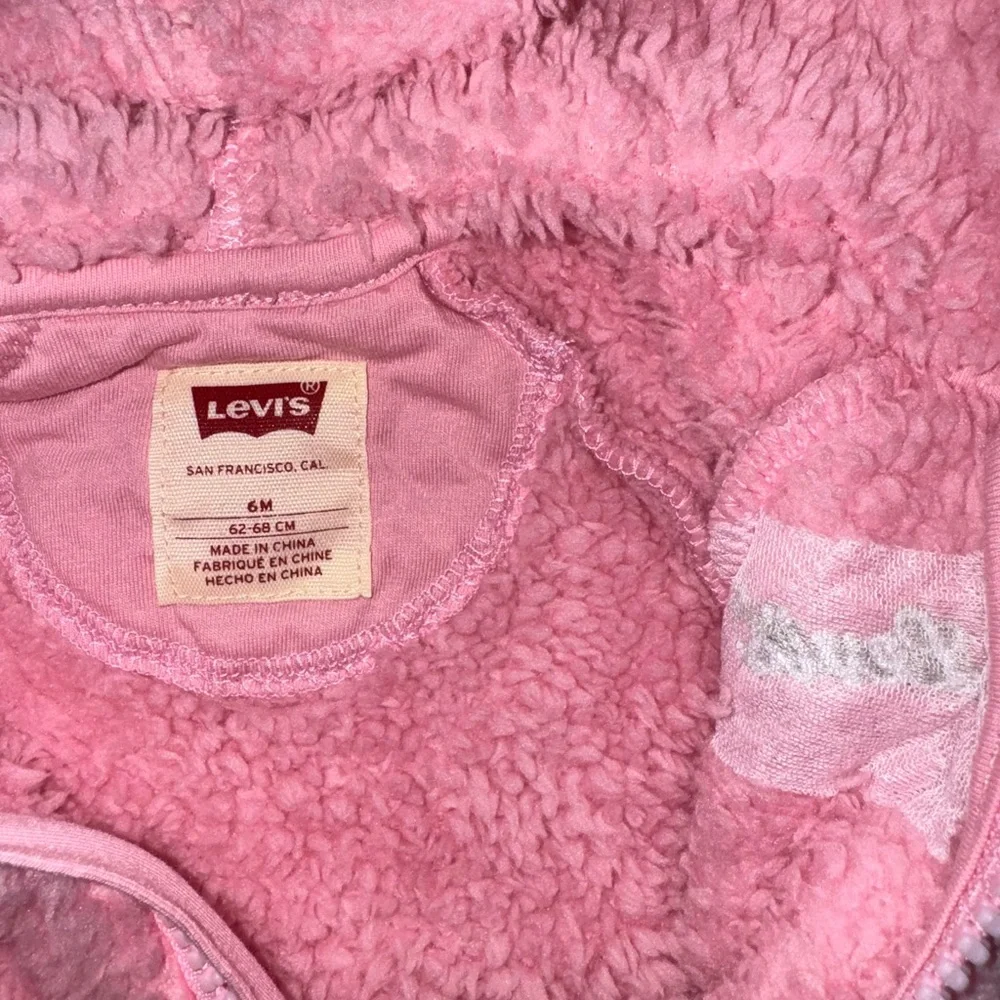 Levi’s Baby Girl Pink Sherpa Onesie Size 6 Months